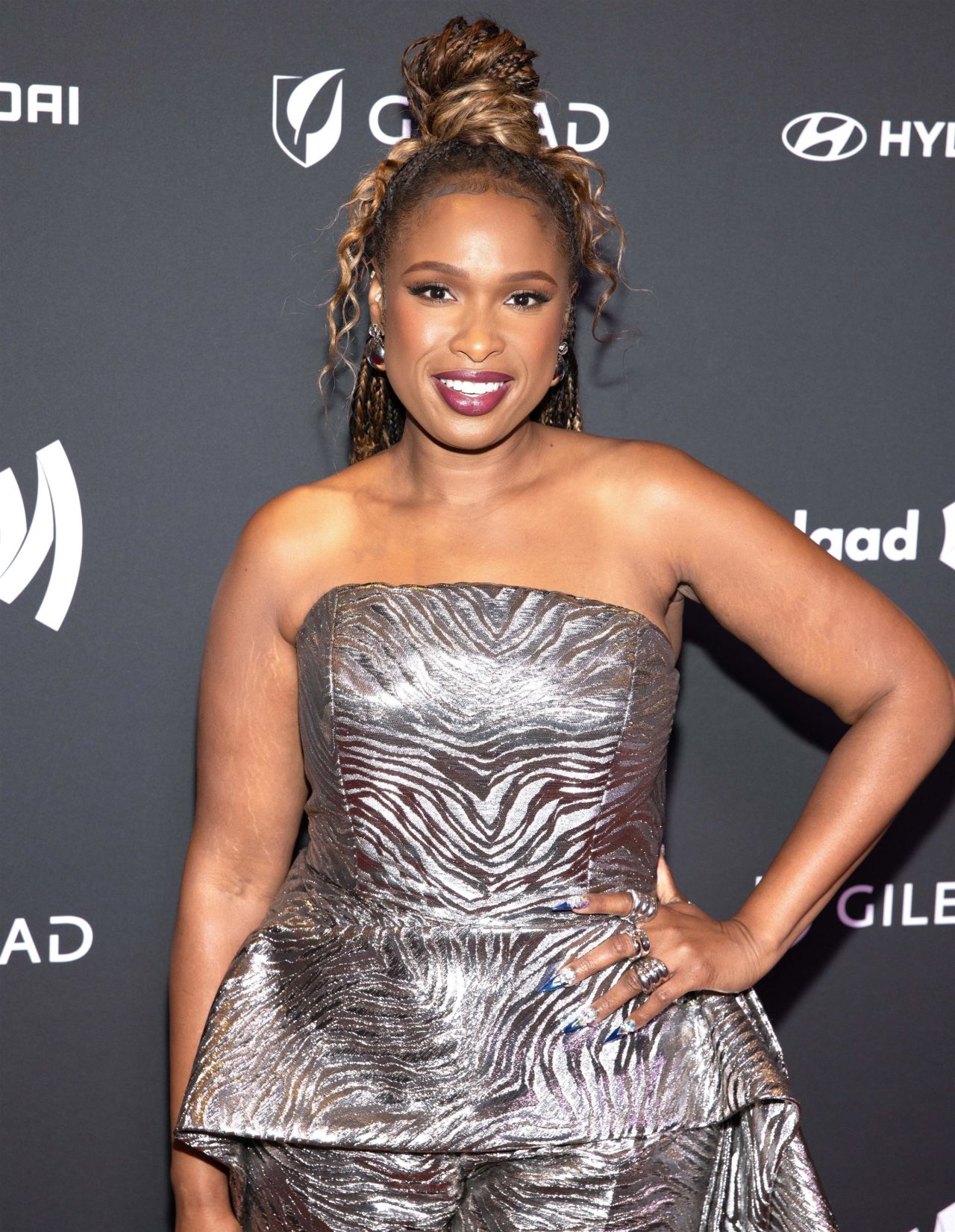 Jennifer Hudson Attends 35th Annual GLAAD Media Awards at New York08